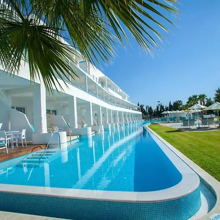 Resort Aliathon Aegean